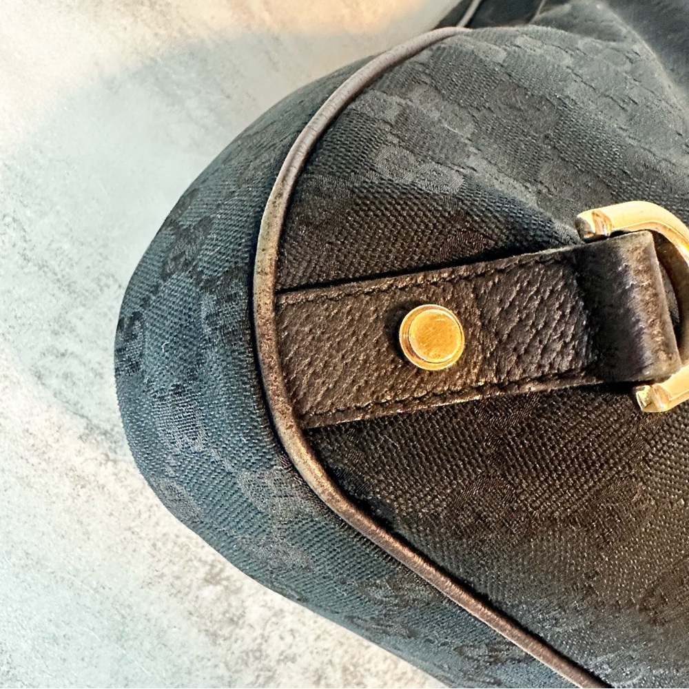 Gucci Canvas Abbey Hobo Bag - Picture 15 of 16